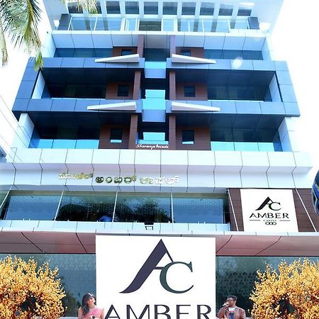 Amber Castle Hotell Hassan Eksteriør bilde